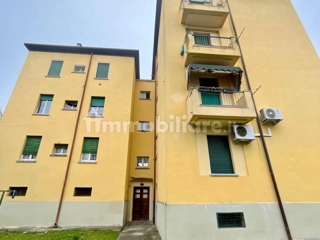 2 bedrooms Apartment in Crevalcore, Italy No. 315804