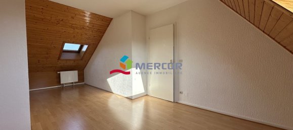 Apartamento de 4 dormitorios en Holtzheim, France No. 70205 11