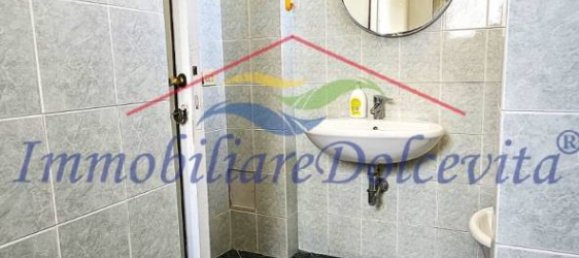 2 bedrooms Apartment in Florence, Italy No. 274539 11