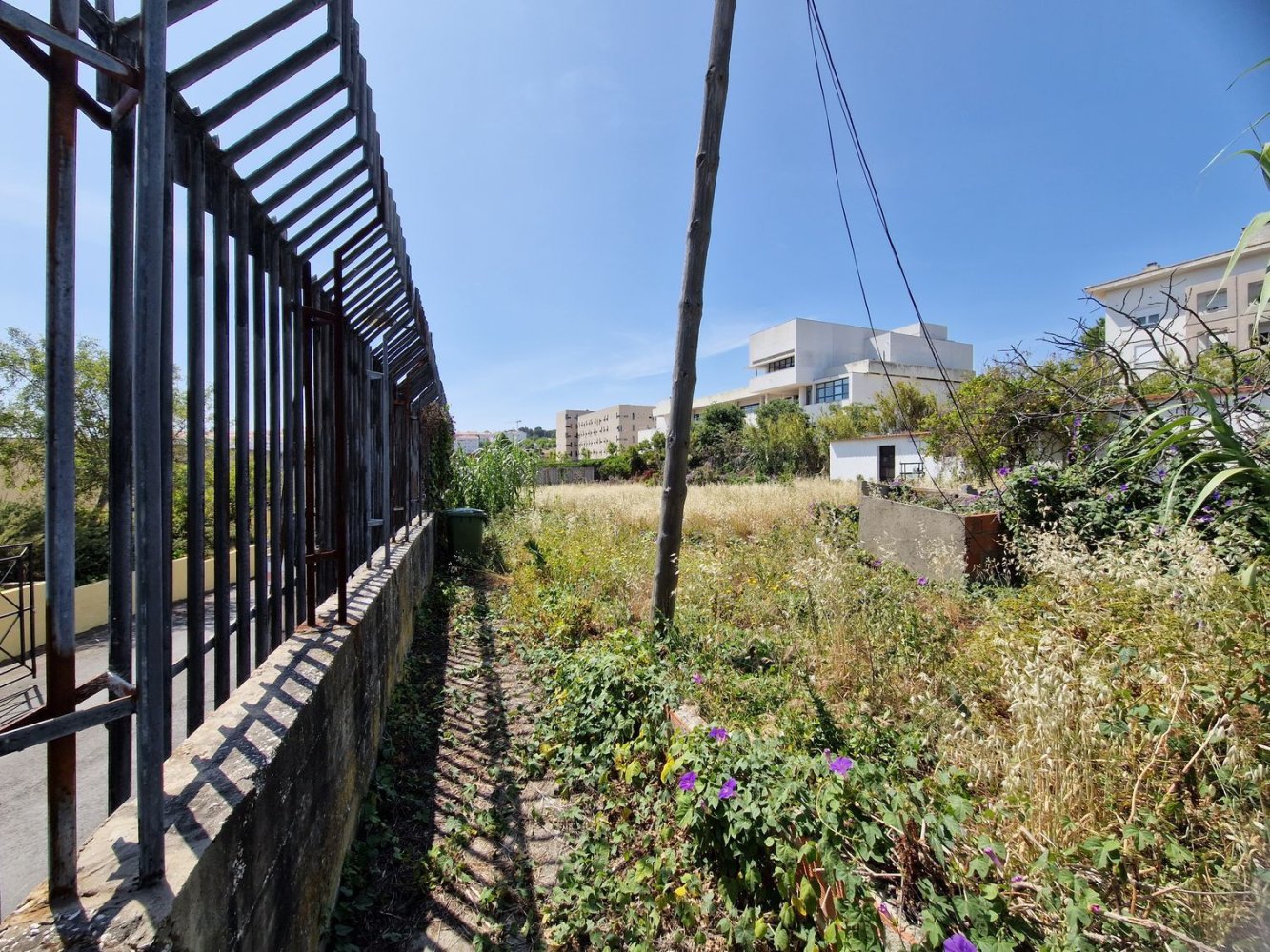 2000m² Land in Lisbon, Portugal No. 67651