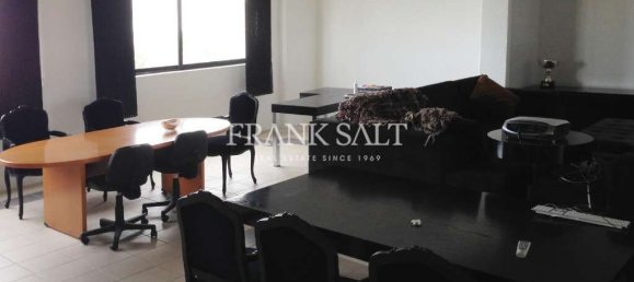 Oficina en Saint Julian's, Malta 131 m² No. 11786 21