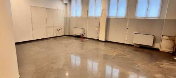 Propiedad comercial de 5 habitaciónes en Milan, Italy No. 324270 6
