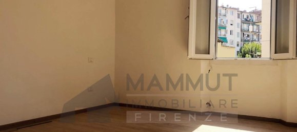 4 rooms Apartment in Florence, Italy No. 38696 18
