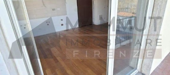 4 rooms Apartment in Florence, Italy No. 38696 15