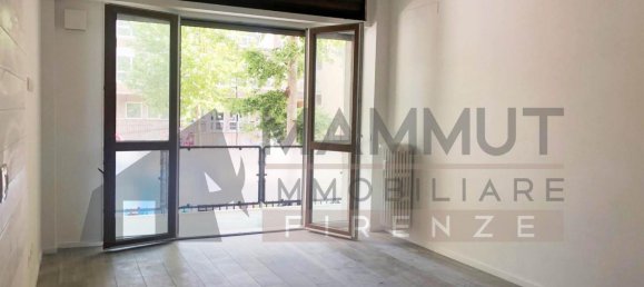 4 rooms Apartment in Florence, Italy No. 38696 8