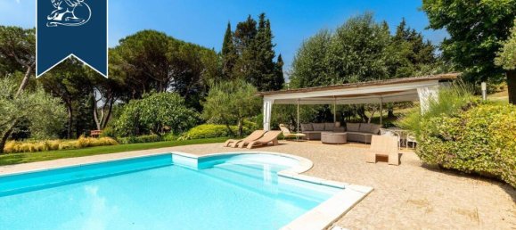 8 chambres Villa à Arezzo, Italy No. 320296 6