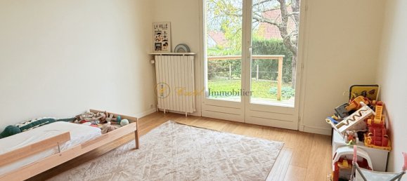 4 bedrooms Villa in Orgeval, France No. 151238 9