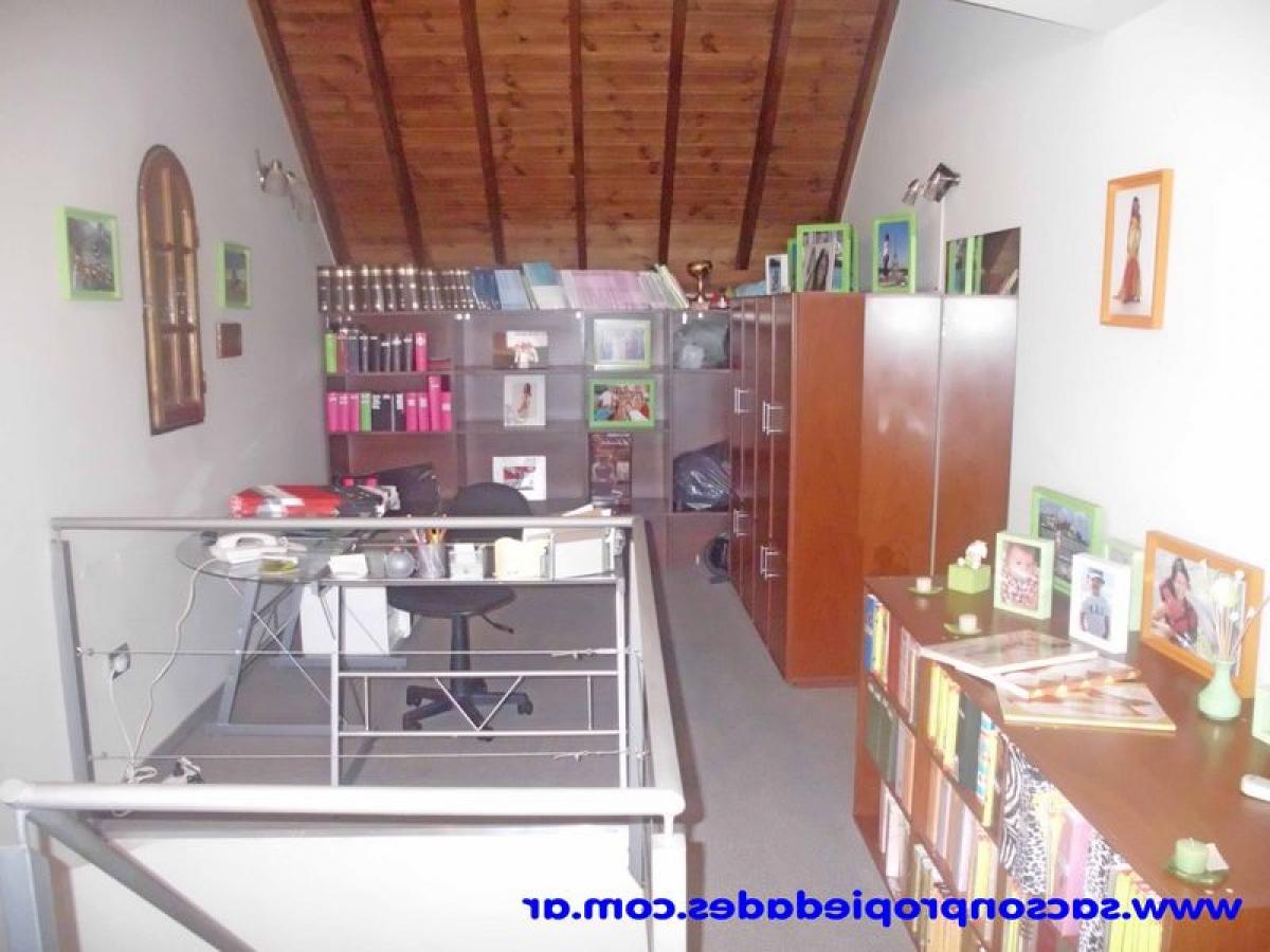 2 bedrooms House in Bermudez, Argentina No. 13401