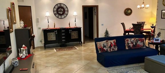 5-Zimmer Wohnung in Latina, Italy, Nr. 199983 3