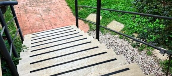 5-Zimmer Wohnung in Latina, Italy, Nr. 199983 2