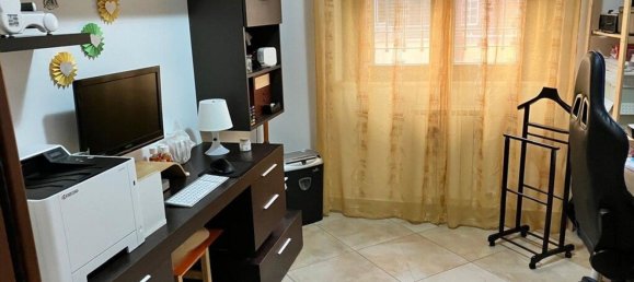 5-Zimmer Wohnung in Latina, Italy, Nr. 199983 11