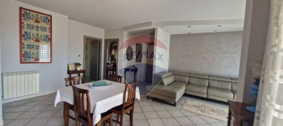 Apartamento de 2 dormitorios en Minturno, Italy No. 34055 4