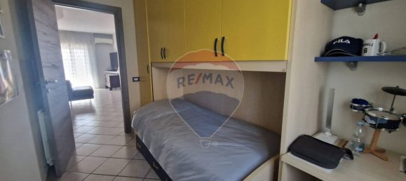 Apartamento de 2 dormitorios en Minturno, Italy No. 34055 17