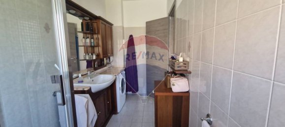 Apartamento de 2 dormitorios en Minturno, Italy No. 34055 14