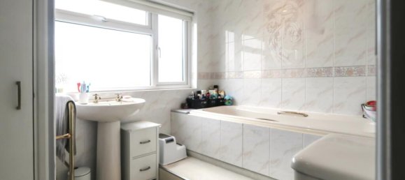 3 bedrooms House in Paulton, United Kingdom No. 13612 6