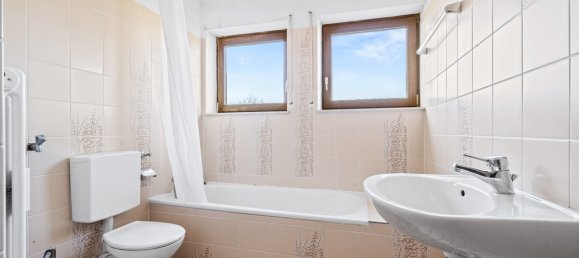 Adosado de 9 habitaciónes en Bodenseekreis, Germany No. 52799 23