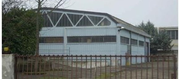 1180m² Warehouse in Faenza, Italy No. 157197 2