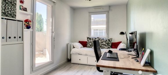 3 bedrooms Apartment in Fontenay-le-Fleury, France No. 318247 10