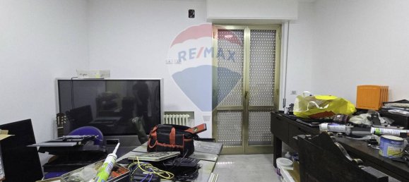 4 bedrooms Apartment in Pescara, Italy No. 33789 23