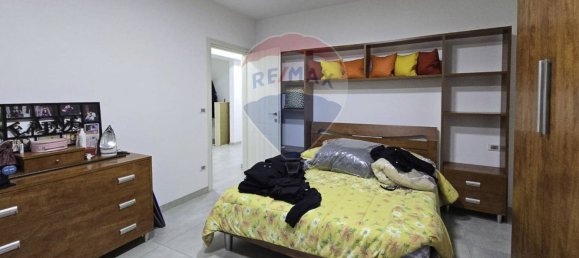 4 bedrooms Apartment in Pescara, Italy No. 33789 16