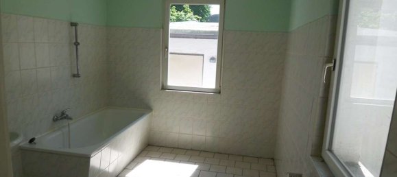 Edificio de 12 habitaciónes en Anhalt-Bitterfeld, Germany No. 183405 2