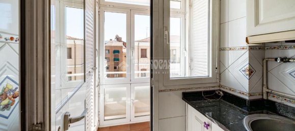 2 bedrooms Apartment in Madrid, Spain No. 140630 21