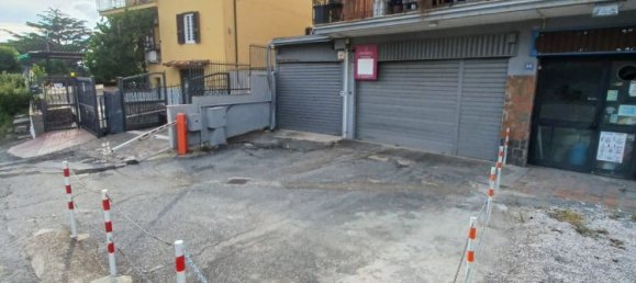 150m² Commercial property in Albano Laziale, Italy No. 350099 4