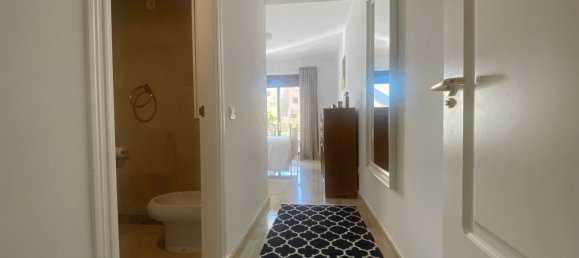 Apartamento de 2 dormitorios en La Duquesa, Spain No. 133652 9