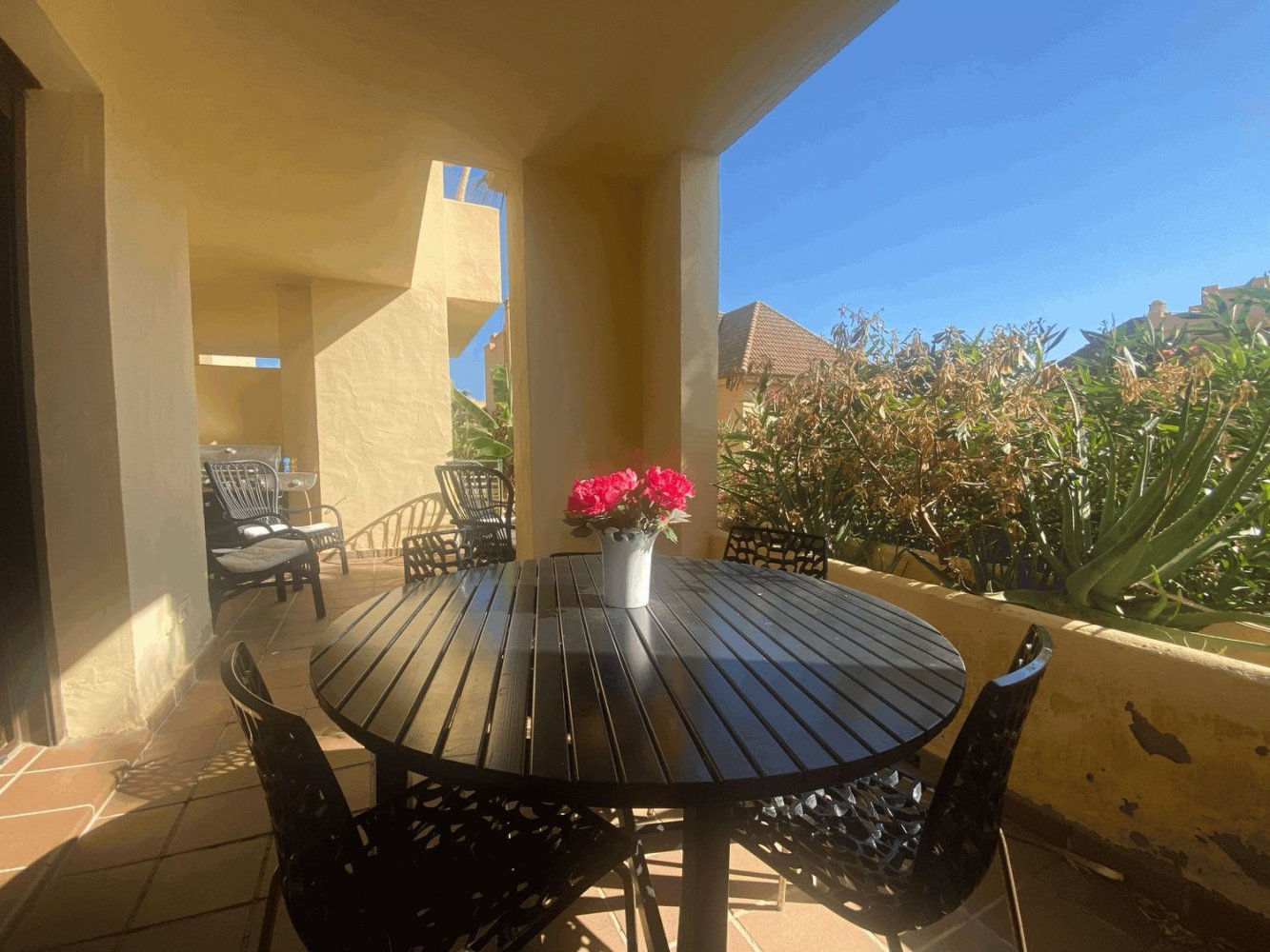 Apartamento de 2 dormitorios en La Duquesa, Spain No. 133652