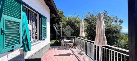 3 Schlafzimmer Villa in Magliolo, Italy, Nr. 358504 5