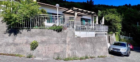 3 Schlafzimmer Villa in Magliolo, Italy, Nr. 358504 35