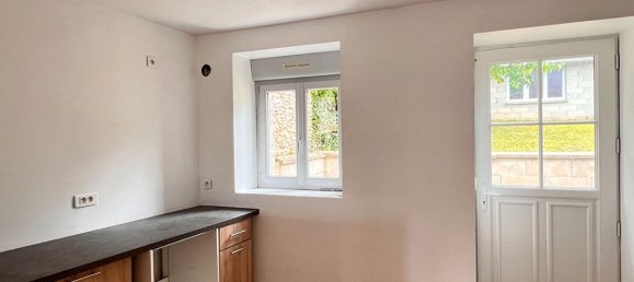 4 bedrooms House in Sainte-Genevieve, France No. 61493 2