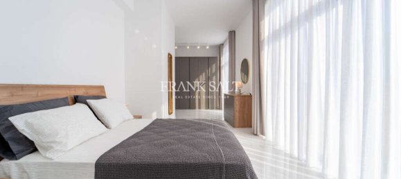 3 bedrooms Penthouse in Sliema, Malta No. 7717 13