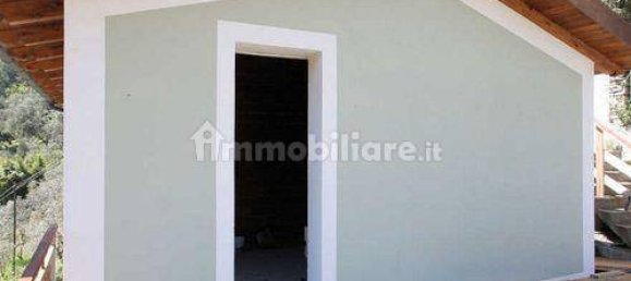 5 rooms Villa in Avegno, Italy No. 131825 2