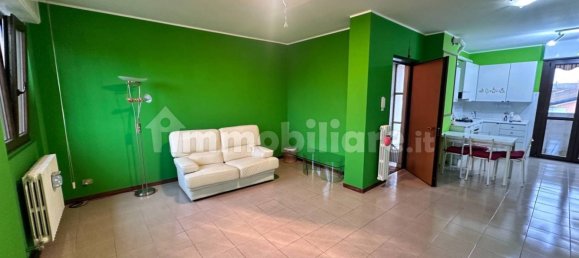 2 bedrooms Apartment in Malnate, Italy No. 86590 2