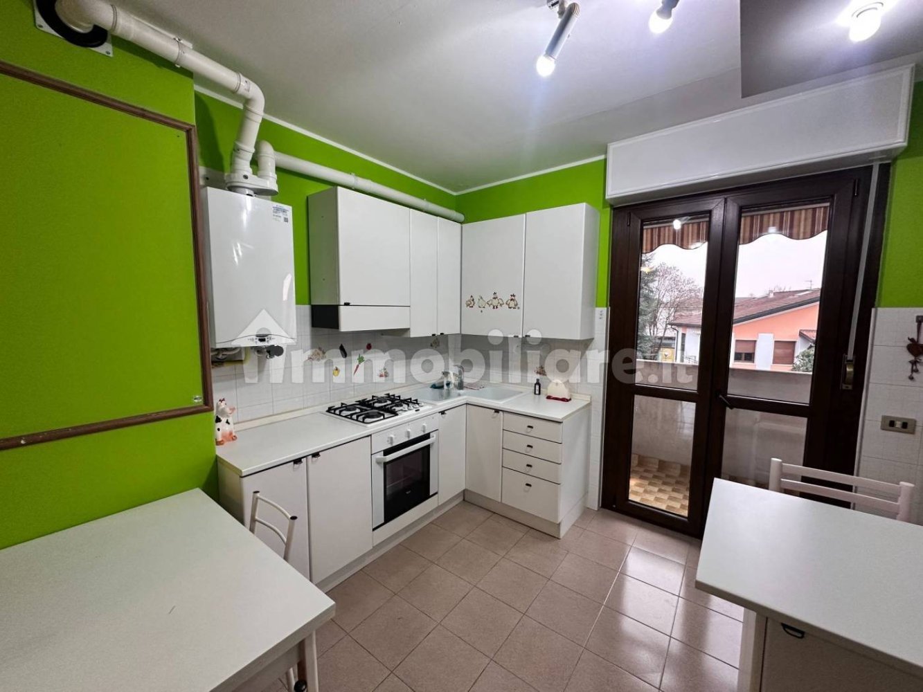 2 bedrooms Apartment in Malnate, Italy No. 86590