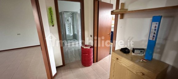 2 bedrooms Apartment in Malnate, Italy No. 86590 11