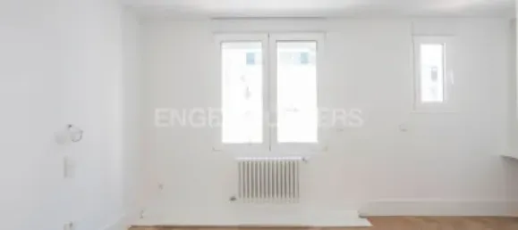 3 bedrooms Apartment in Madrid, Spain No. 151351 16