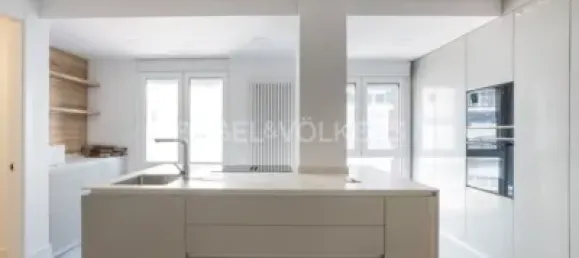 3 bedrooms Apartment in Madrid, Spain No. 151351 7