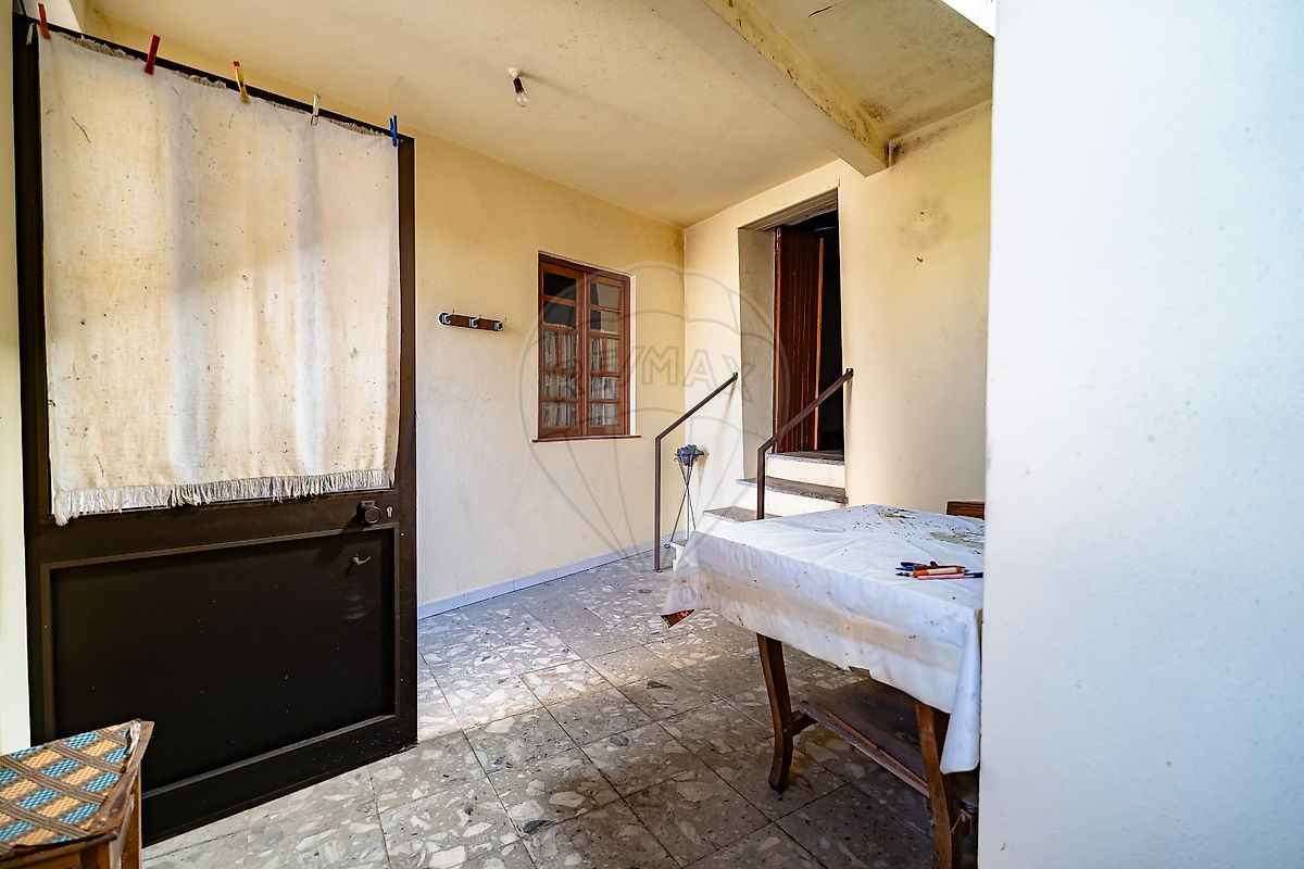 3 bedrooms House in Miranda do Corvo, Portugal No. 161782