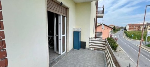 Apartamento de 3 habitaciónes en Bra, Italy No. 15811 16