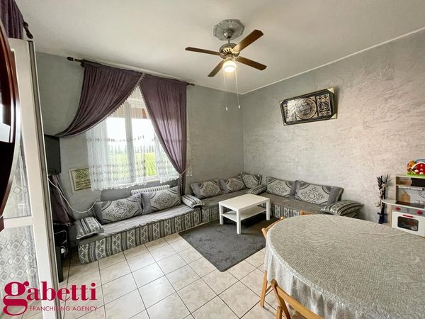 Apartamento de 3 habitaciónes en Bra, Italy No. 15811