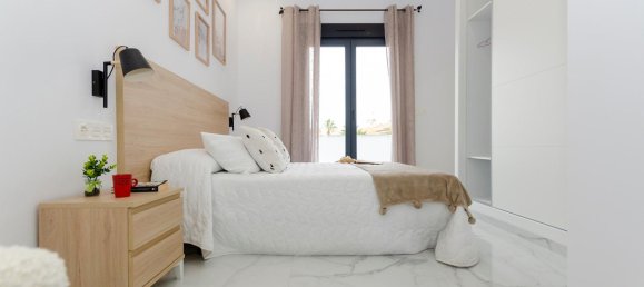 3 bedrooms Villa in Torrevieja, Spain No. 11105 22