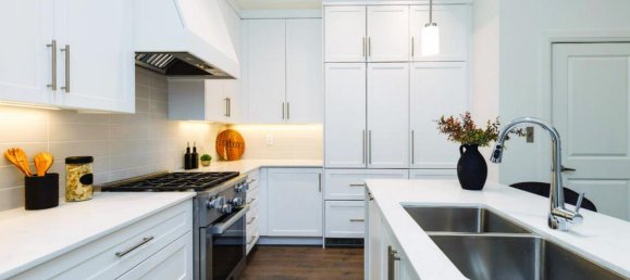 3 bedrooms House in Oakville, Canada No. 745 8