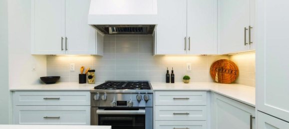 3 bedrooms House in Oakville, Canada No. 745 9