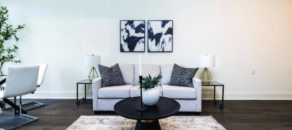 3 bedrooms House in Oakville, Canada No. 745 11