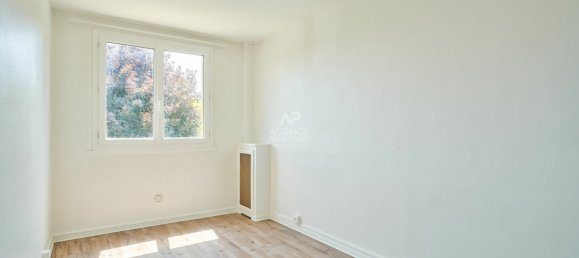 2 bedrooms Apartment in Maisons-Laffitte, France No. 347044 9