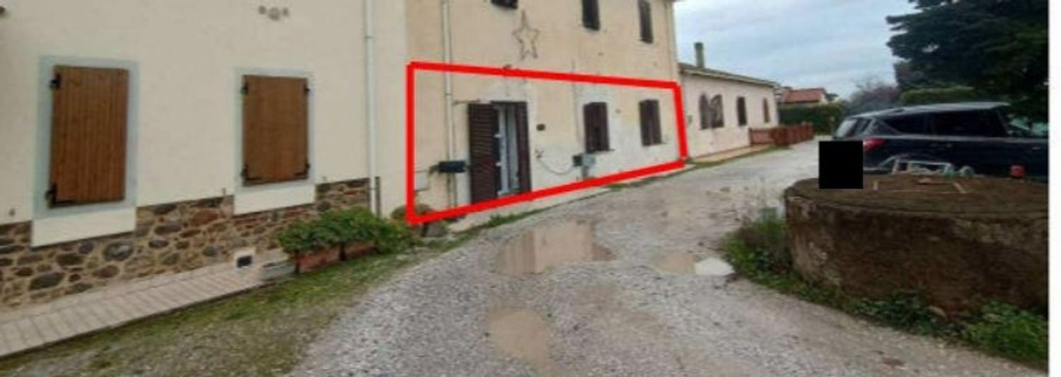 5 rooms Apartment in Castagneto Carducci, Italy No. 297051