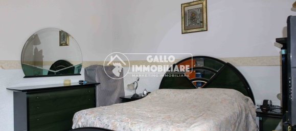 Квартира с 3 комнатами в Монтефорте Ирпино, Италия № 105497 9