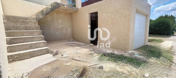 Casa de 3 dormitorios en Bourges, France No. 50984 17